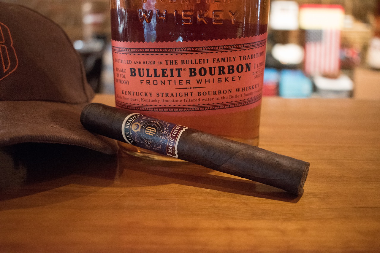 cigar, bourbon, drink